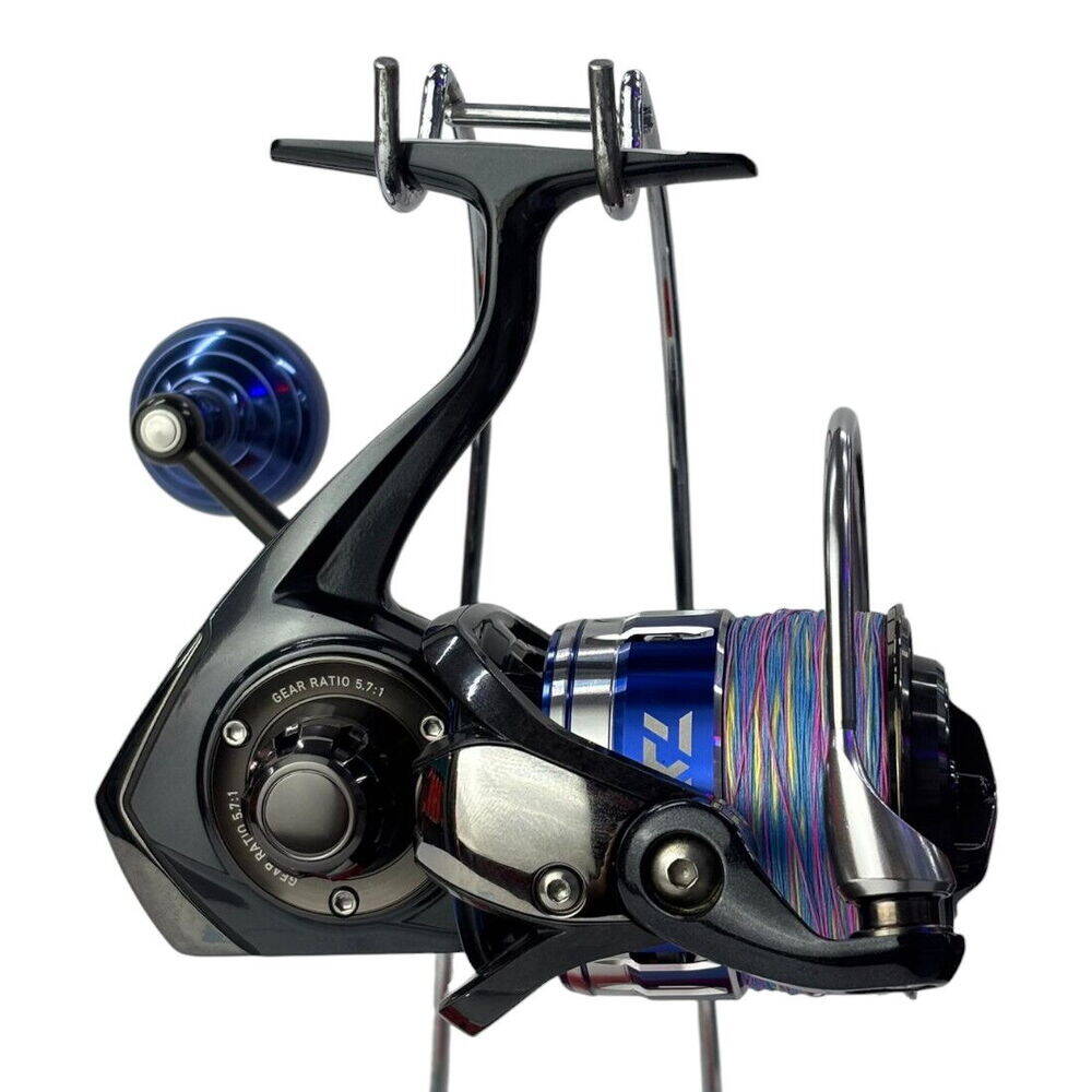 Daiwa Saltiga 2015 3500 H Olta Makinesi - 2